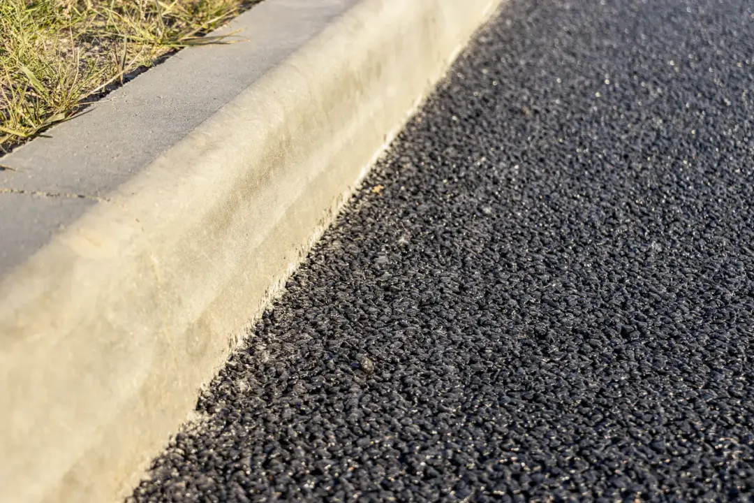 Kerb Appeal - Benefits of Tarmac Driveways